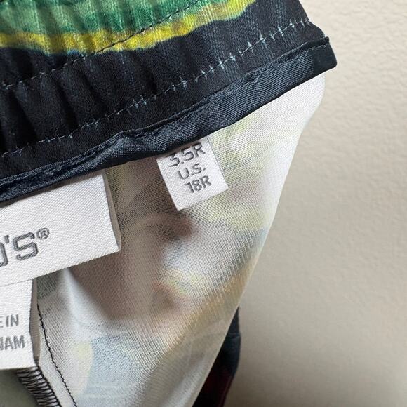 Chico's 3.5 / 18 Floral Wide Pants Black Elastic Waist Pull On Side Pocket - Picture 8 of 10